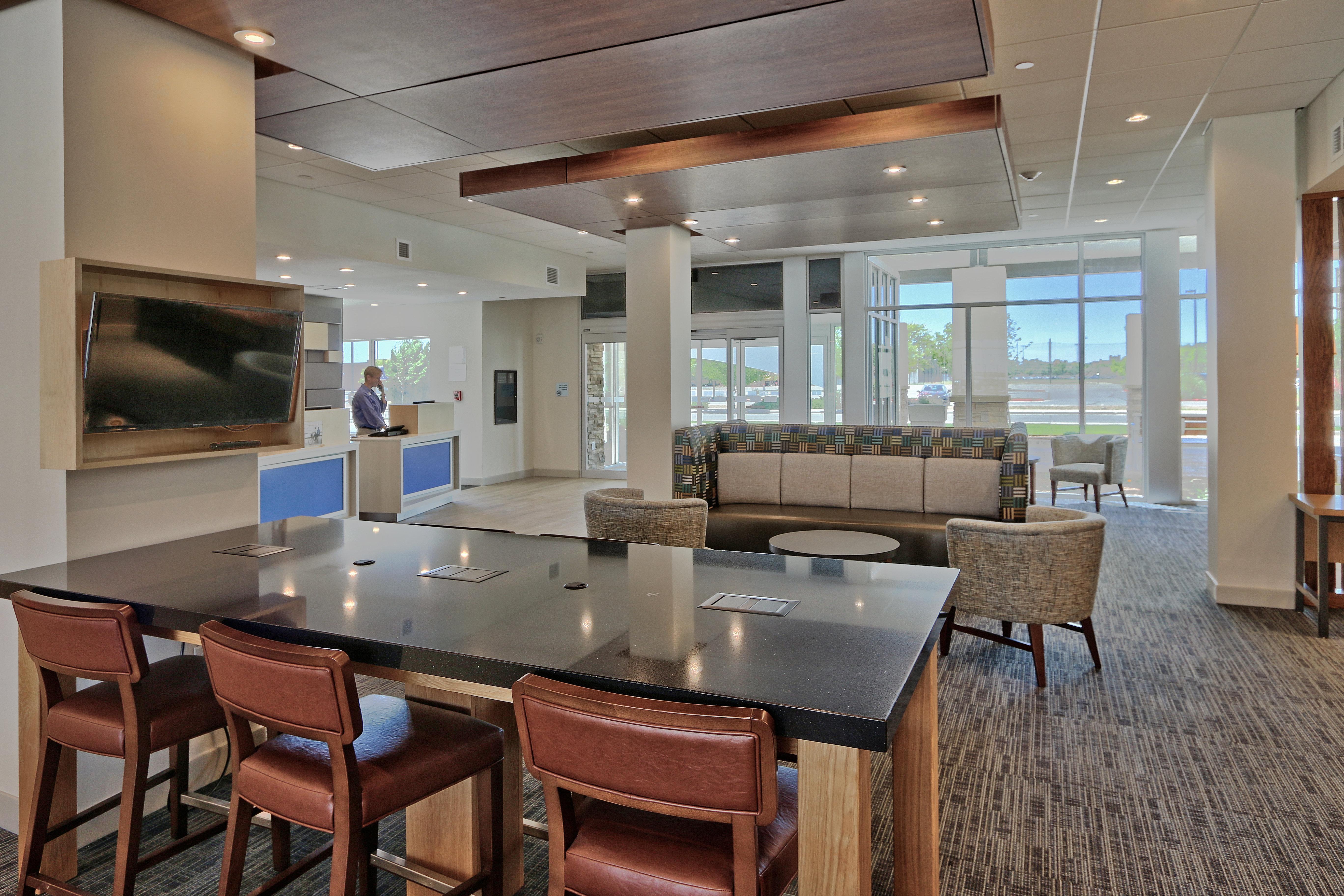 Holiday Inn Express & Suites - Roswell By Ihg Exterior foto